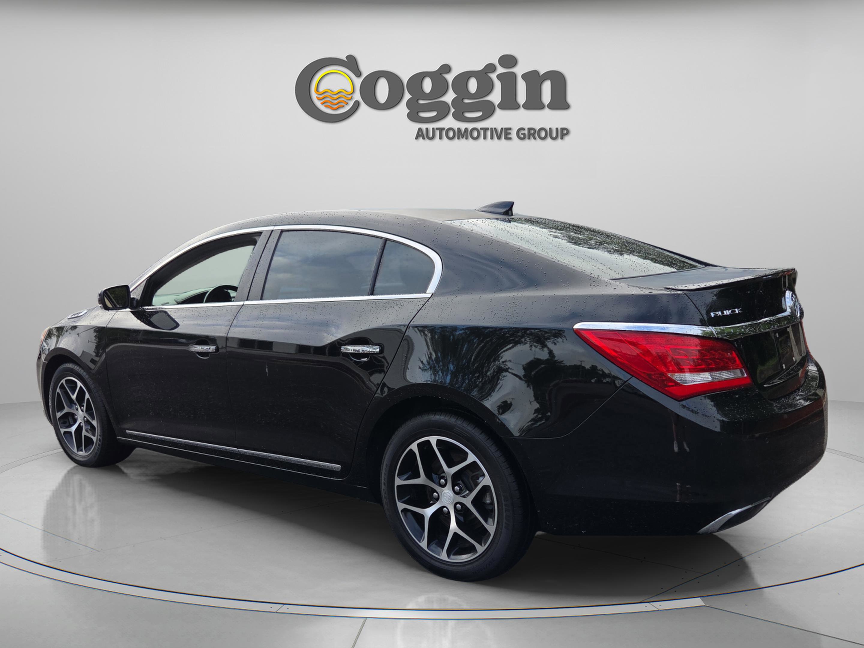 Used 2016 Buick LaCrosse Sport Touring FWD image 3