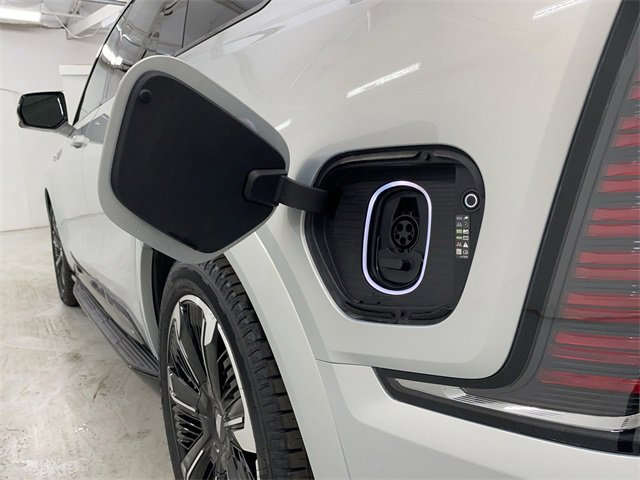 New 2025 Cadillac Escalade IQ Sport 1 image 28