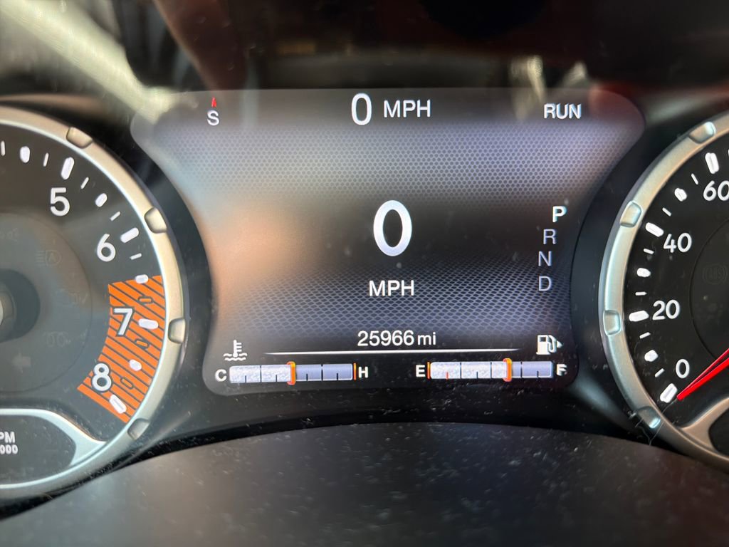 Used 2021 Jeep Renegade Latitude AWD/4WD image 9