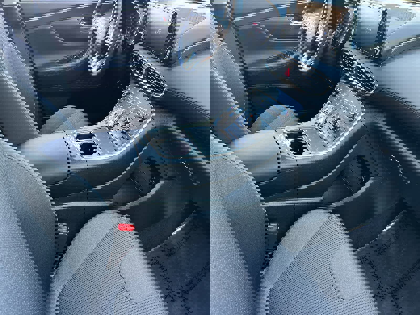 Certified 2022 Hyundai Santa Fe SEL image 17