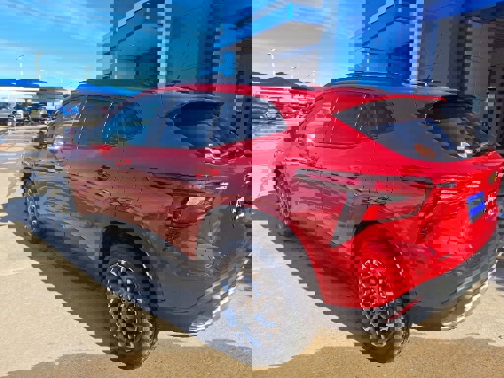 New 2026 Chevrolet Trax LT w/ Driver Confidence Package image 15