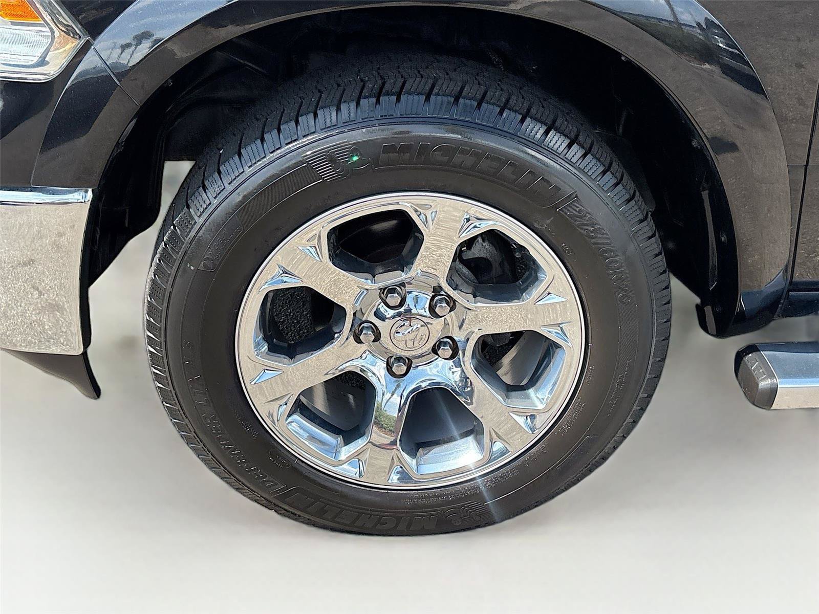 Used 2015 RAM 1500 Laramie w/ Convenience Group AWD/4WD image 31