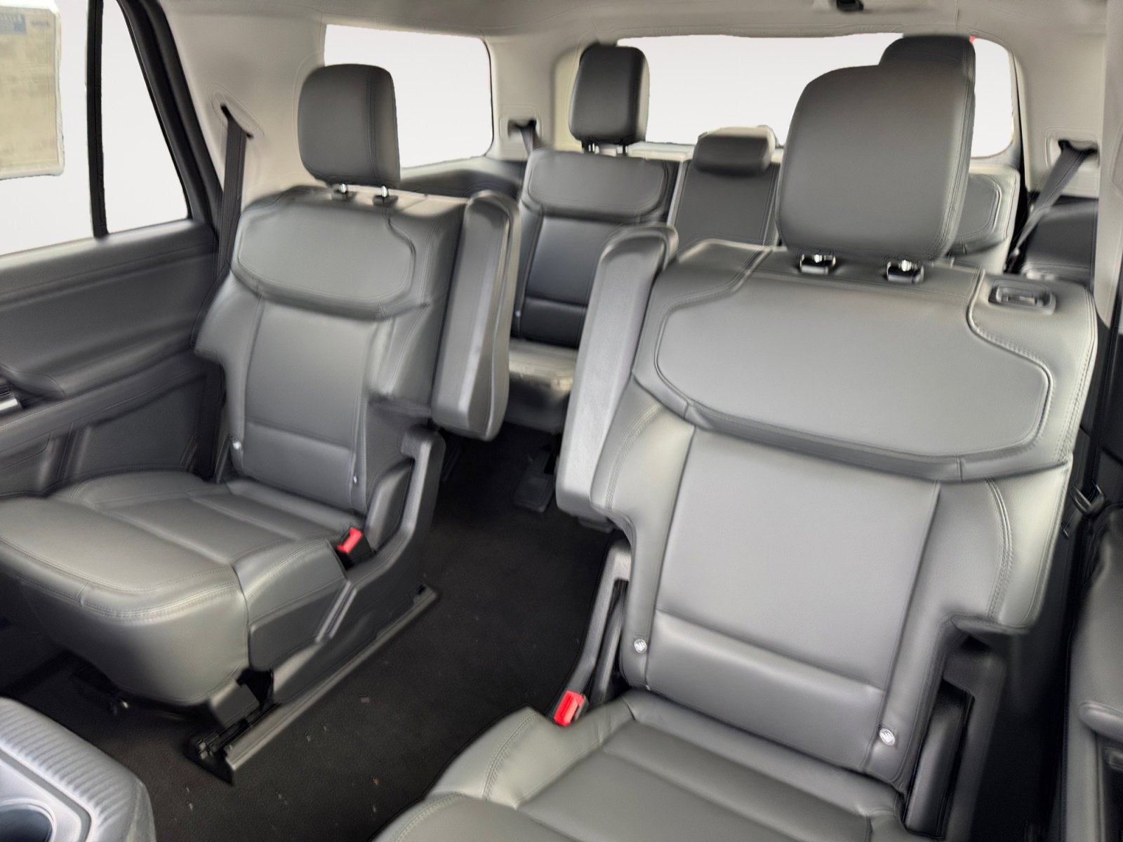 New 2026 Ford Expedition Active image 16