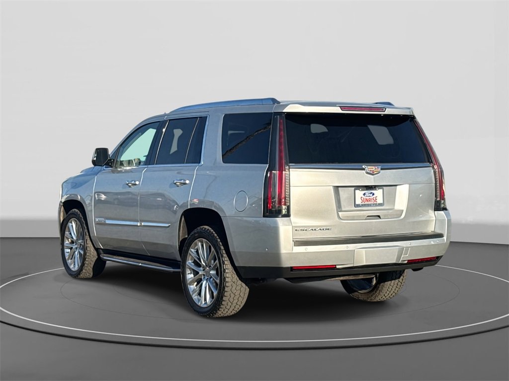 Used 2020 Cadillac Escalade Luxury image 7