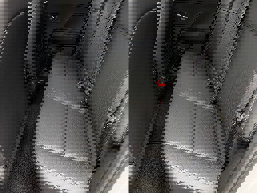 Certified 2026 Hyundai Kona SEL Premium image 9