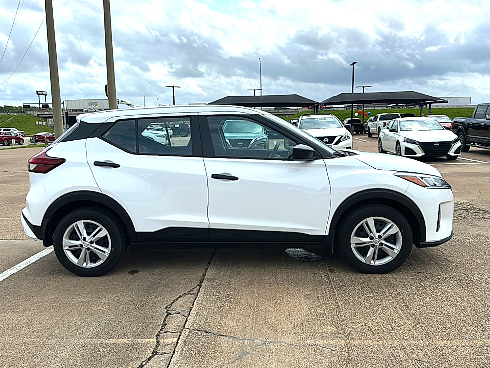 Certified 2025 Nissan Kicks Play S w/ Interior Electronics Package image 9