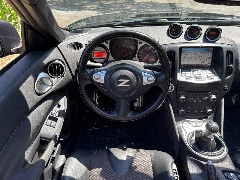 Used 2010 Nissan 370Z Touring w/ Sport Pkg RWD image 18