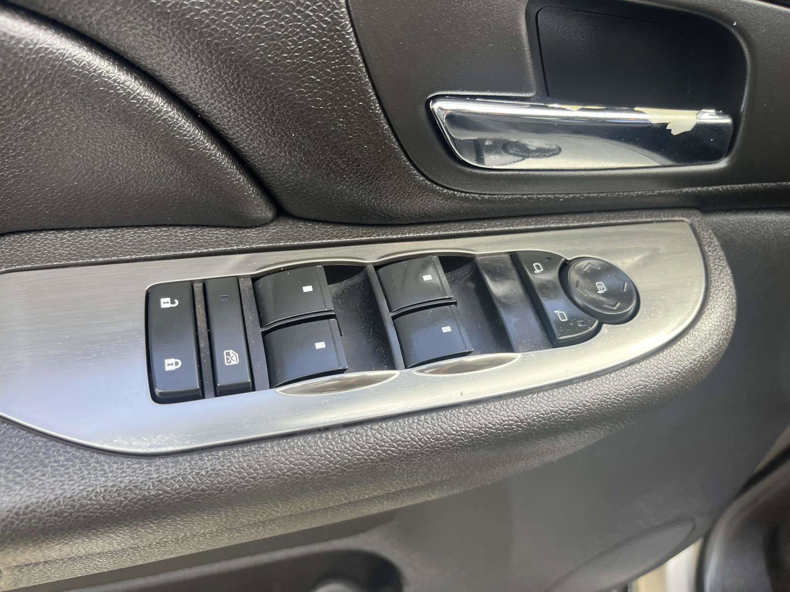 Used 2007 Chevrolet Avalanche LS RWD image 15