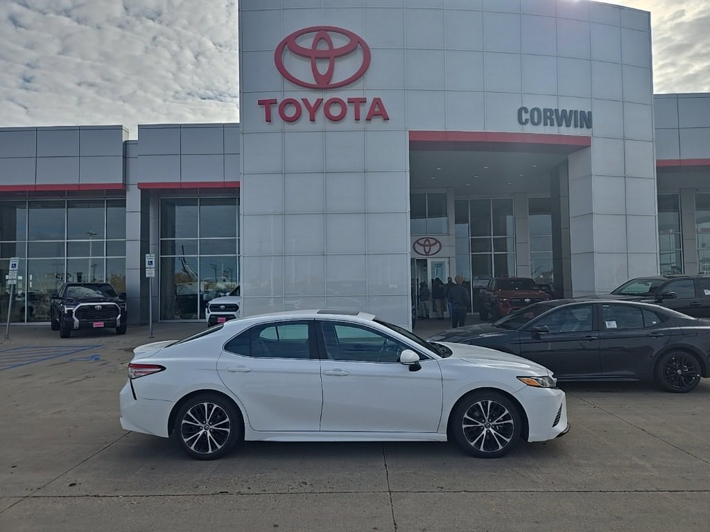 Used 2018 Toyota Camry SE