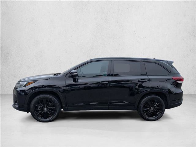 Used 2019 Toyota Highlander SE FWD image 9