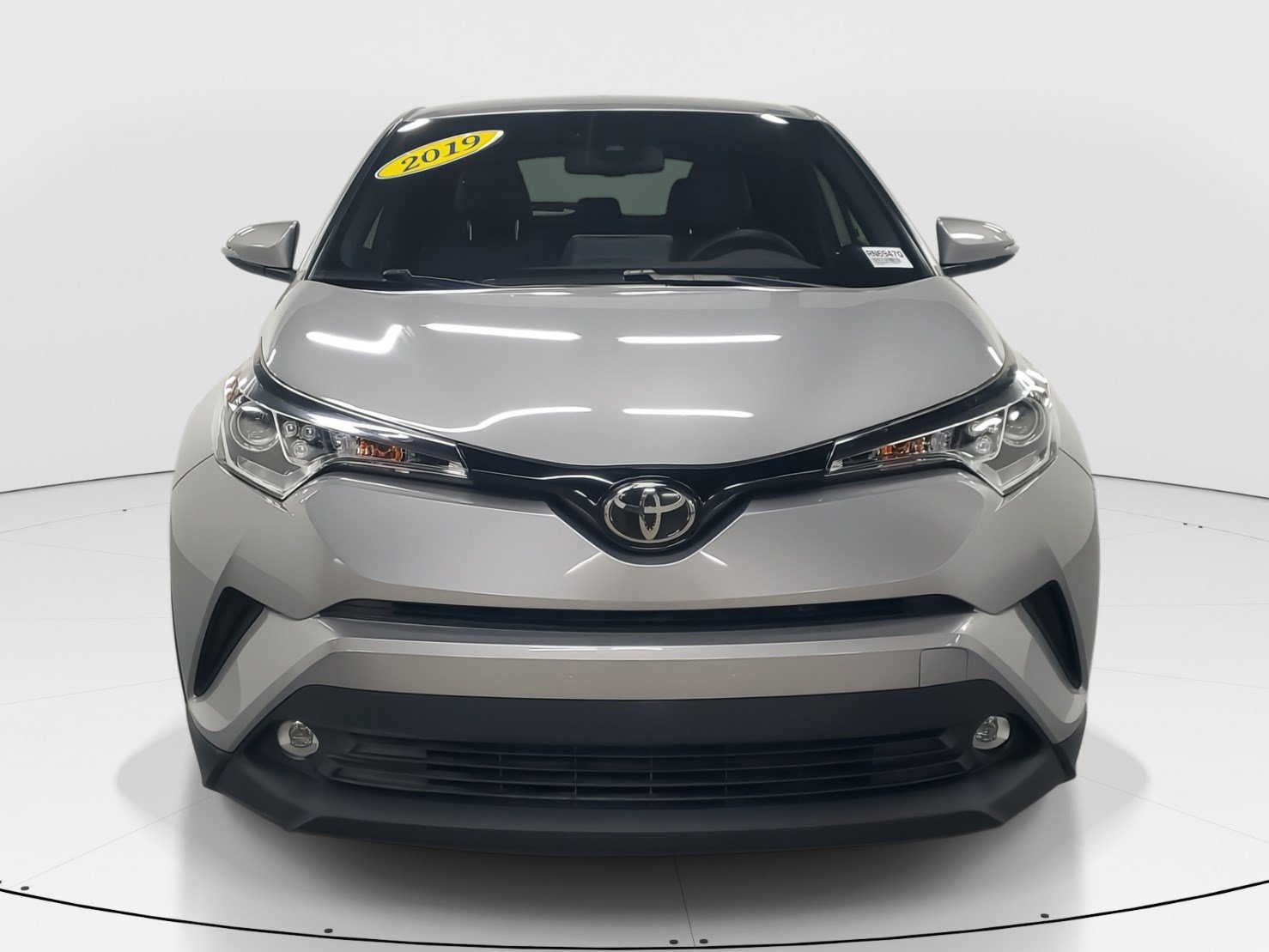 Used 2019 Toyota C-HR Limited FWD image 3