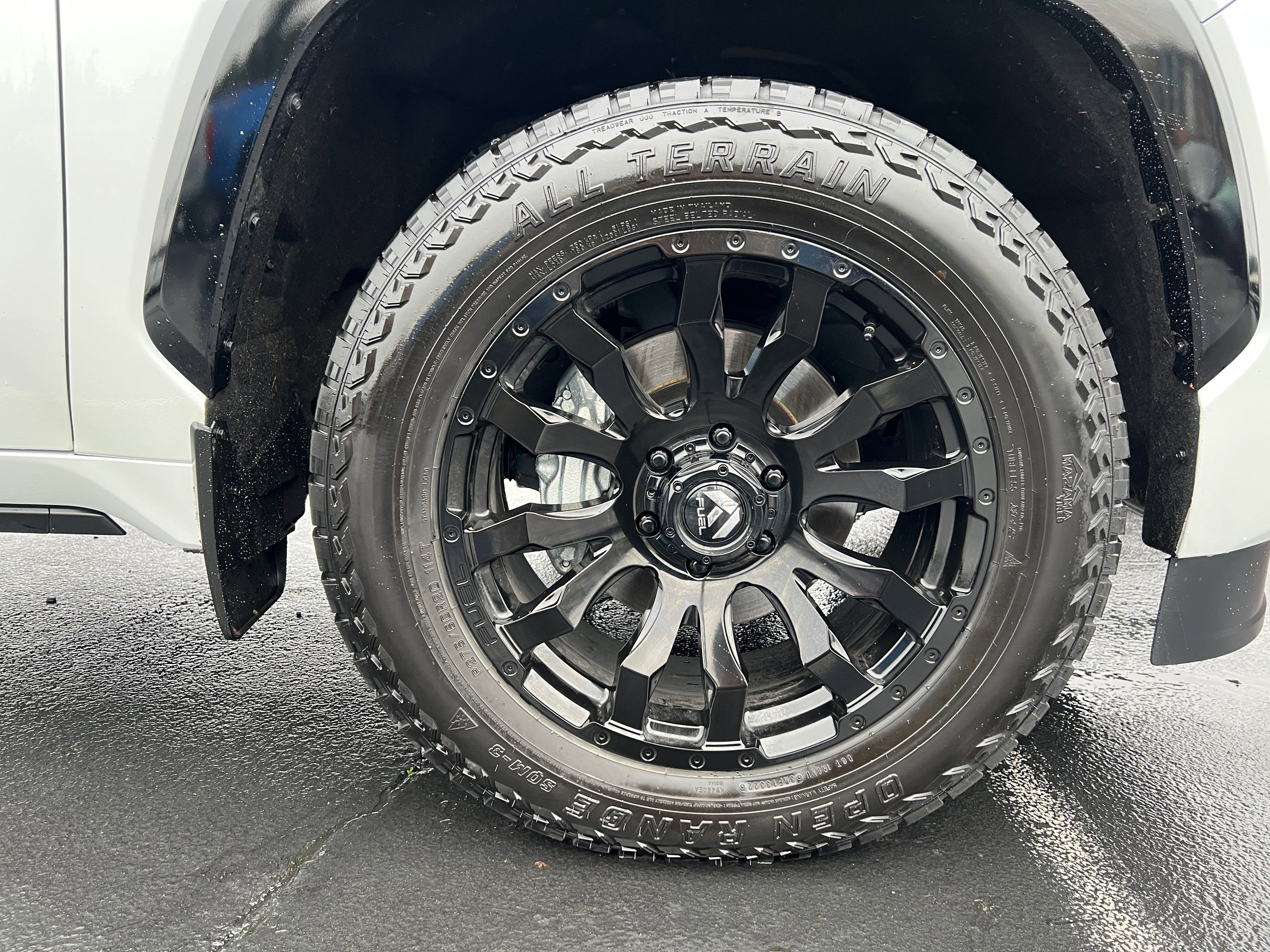 Used 2024 Toyota Sequoia Platinum image 10