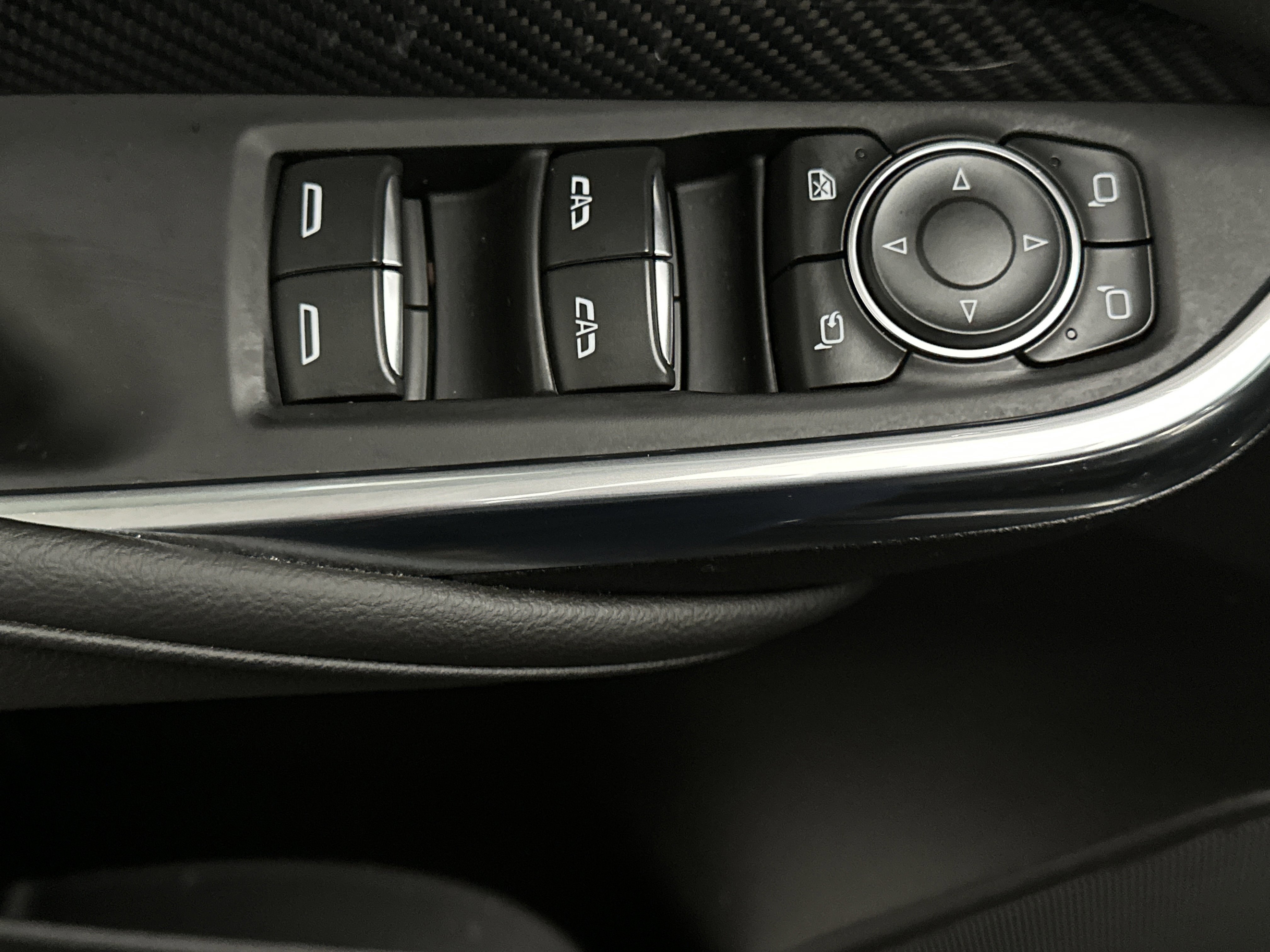 Used 2024 Cadillac XT4 Sport image 21