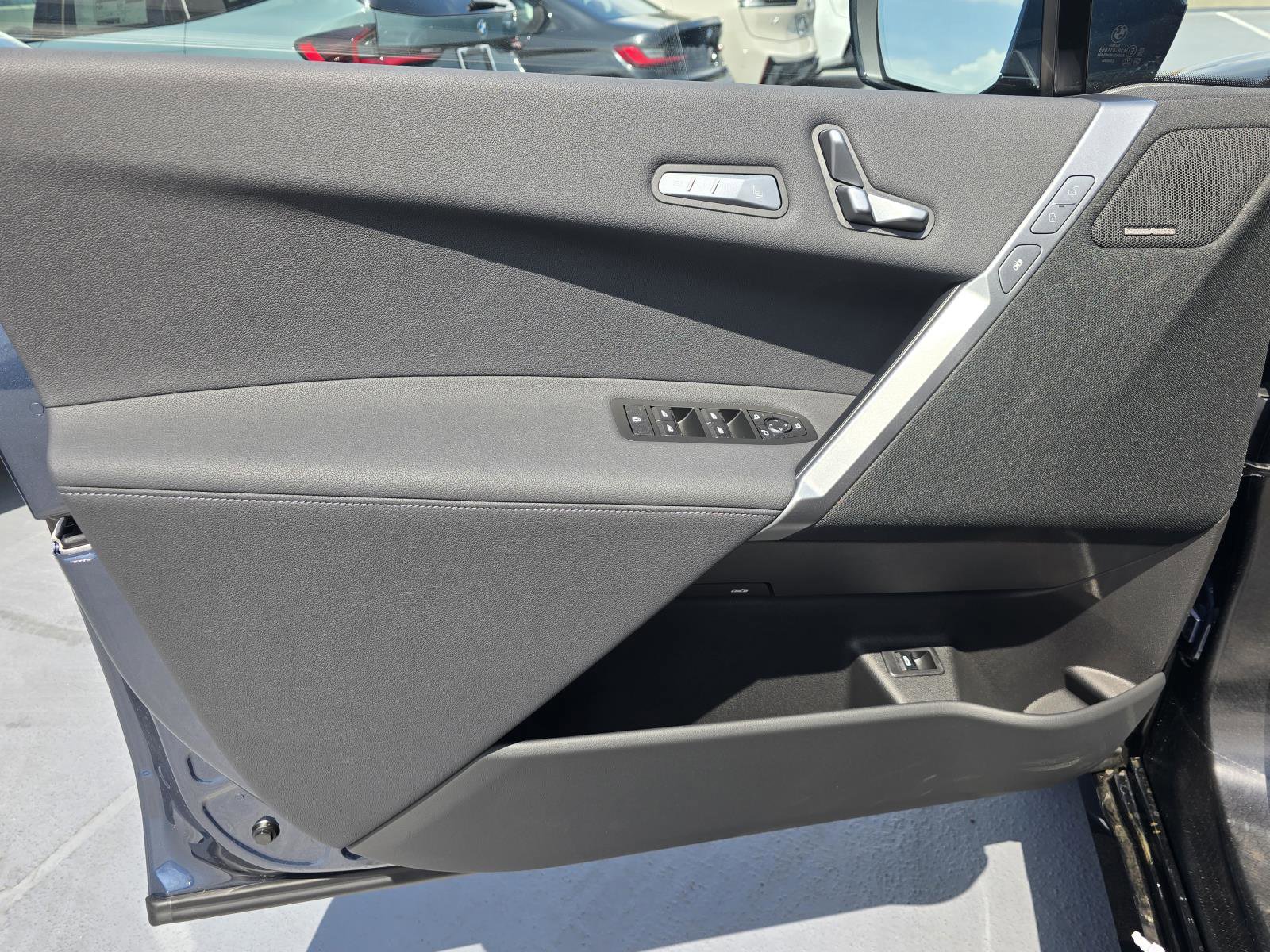 New 2026 BMW iX xDrive60 w/ M Sport Package image 15