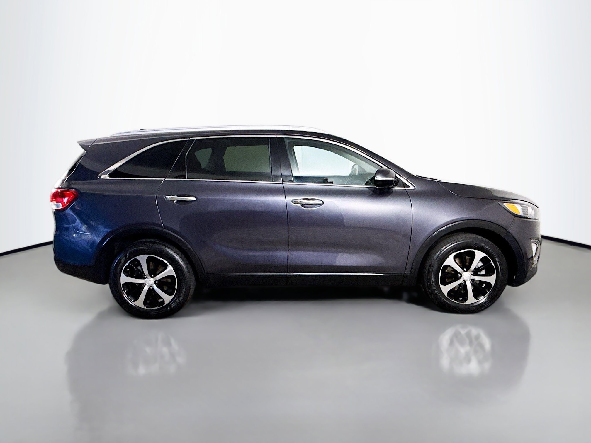 Used 2018 Kia Sorento EX FWD image 11