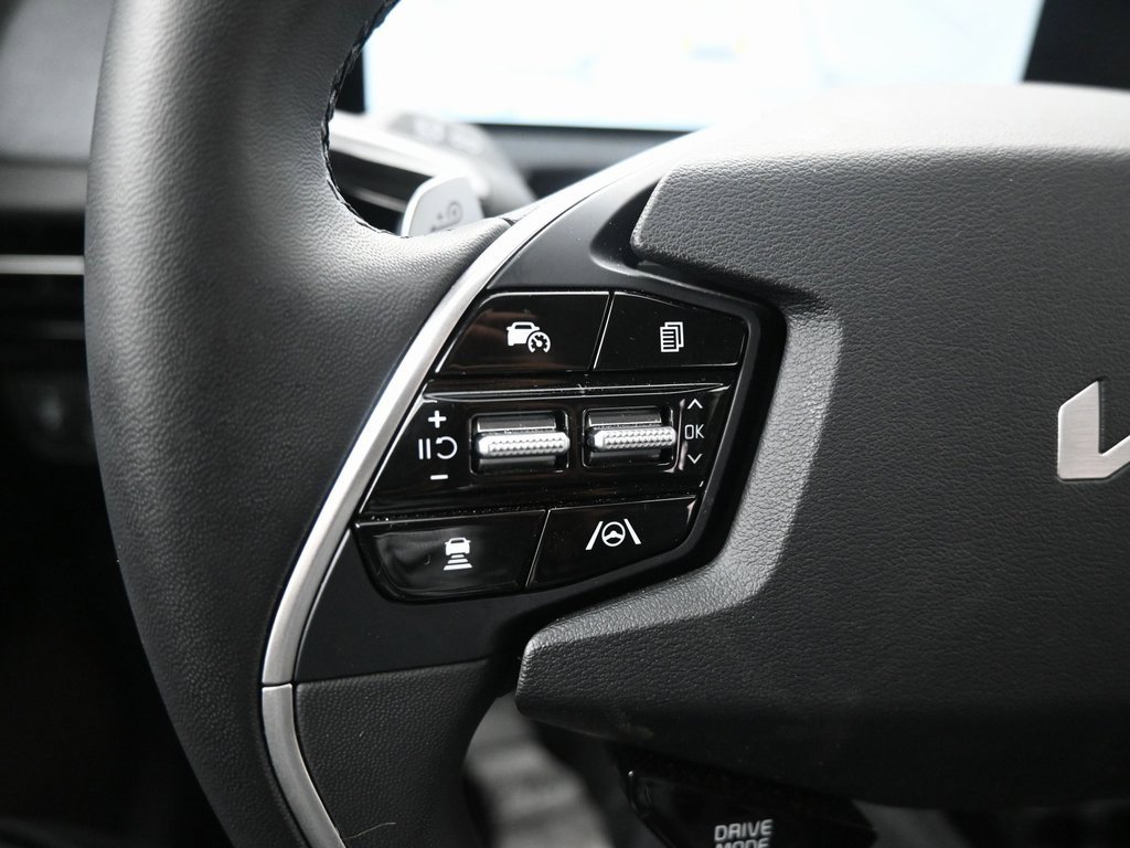 Used 2023 Kia EV6 Wind image 25