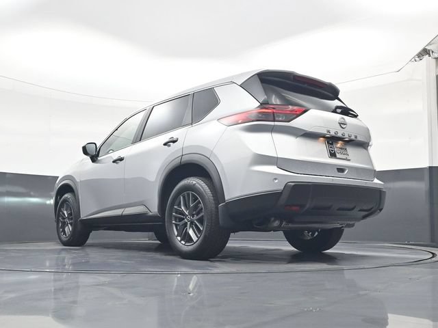 Certified 2025 Nissan Rogue S FWD image 19