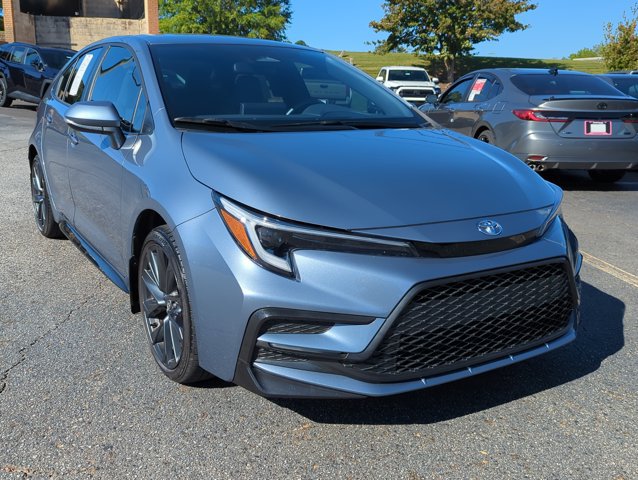 Certified 2025 Toyota Corolla SE FWD image 3