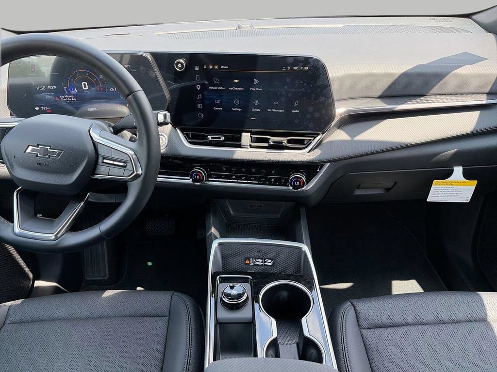 New 2026 Chevrolet Equinox LT w/ Convenience Package II FWD image 12