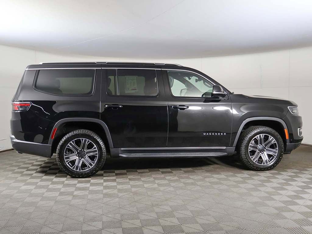 Used 2022 Jeep Wagoneer Series III w/ Flexible Seating Group AWD/4WD image 22