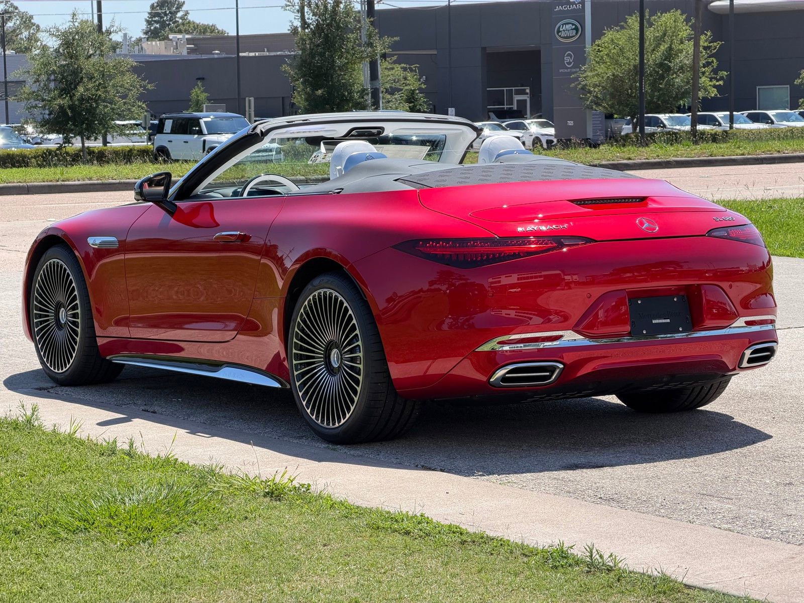 New 2026 Mercedes-Benz Maybach SL 680 image 11