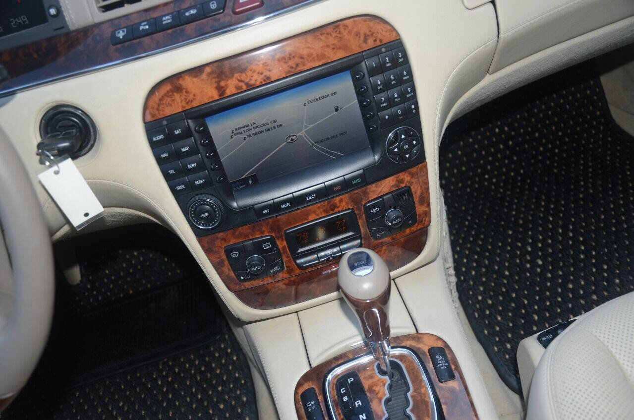 Used 2005 Mercedes-Benz S 600 image 28