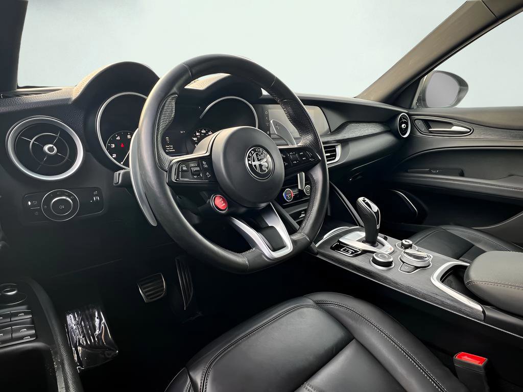 Used 2023 Alfa Romeo Stelvio Sprint RWD image 15
