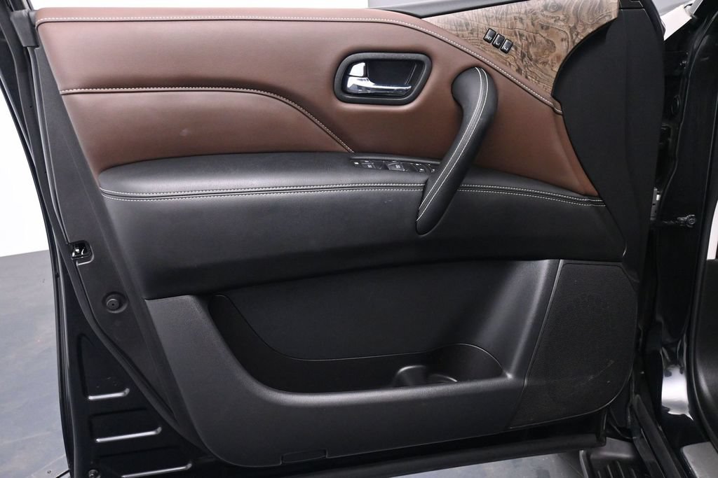 Used 2023 INFINITI QX80 Premium Select w/ Cargo Package AWD/4WD image 9