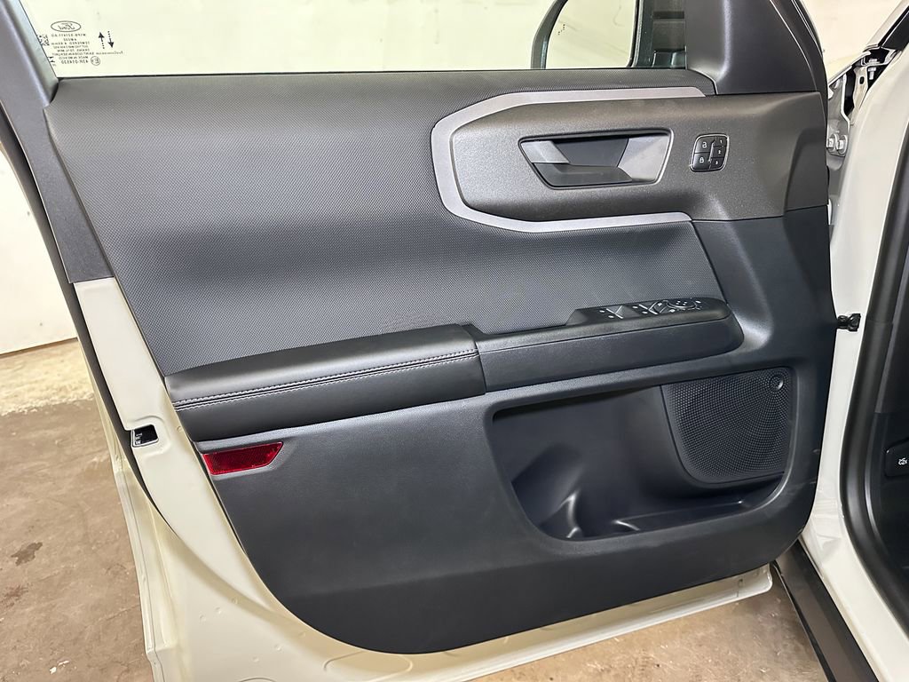 New 2025 Ford Bronco Sport Outer Banks image 13