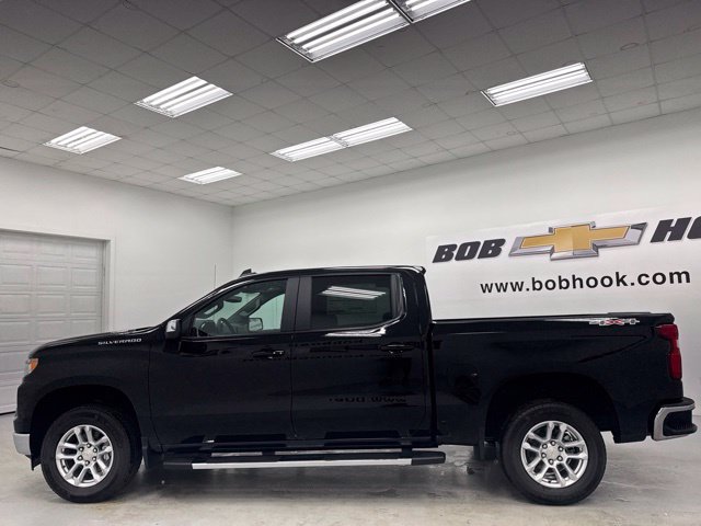 New 2026 Chevrolet Silverado 1500 LT w/ LPO, Liner Protection Package AWD/4WD image 8