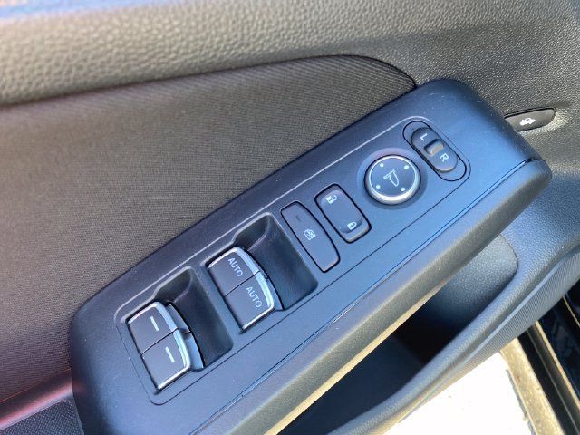 Used 2025 Honda Civic LX image 15