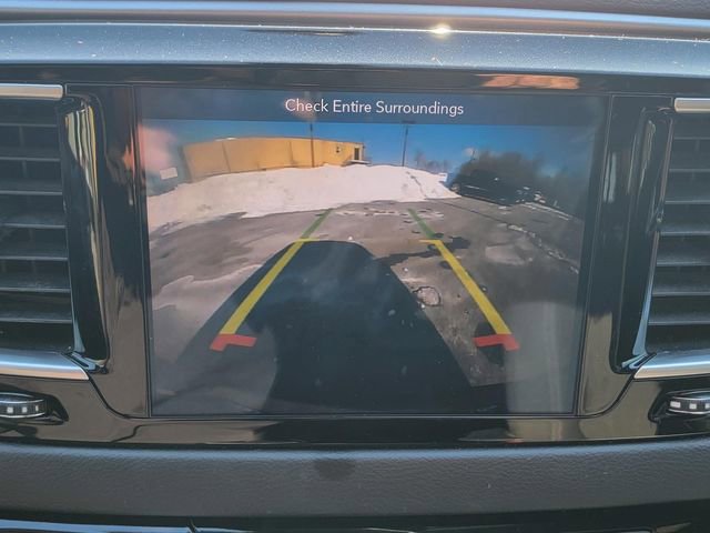 Used 2019 Chrysler Pacifica Touring Plus w/ S Appearance Package image 34