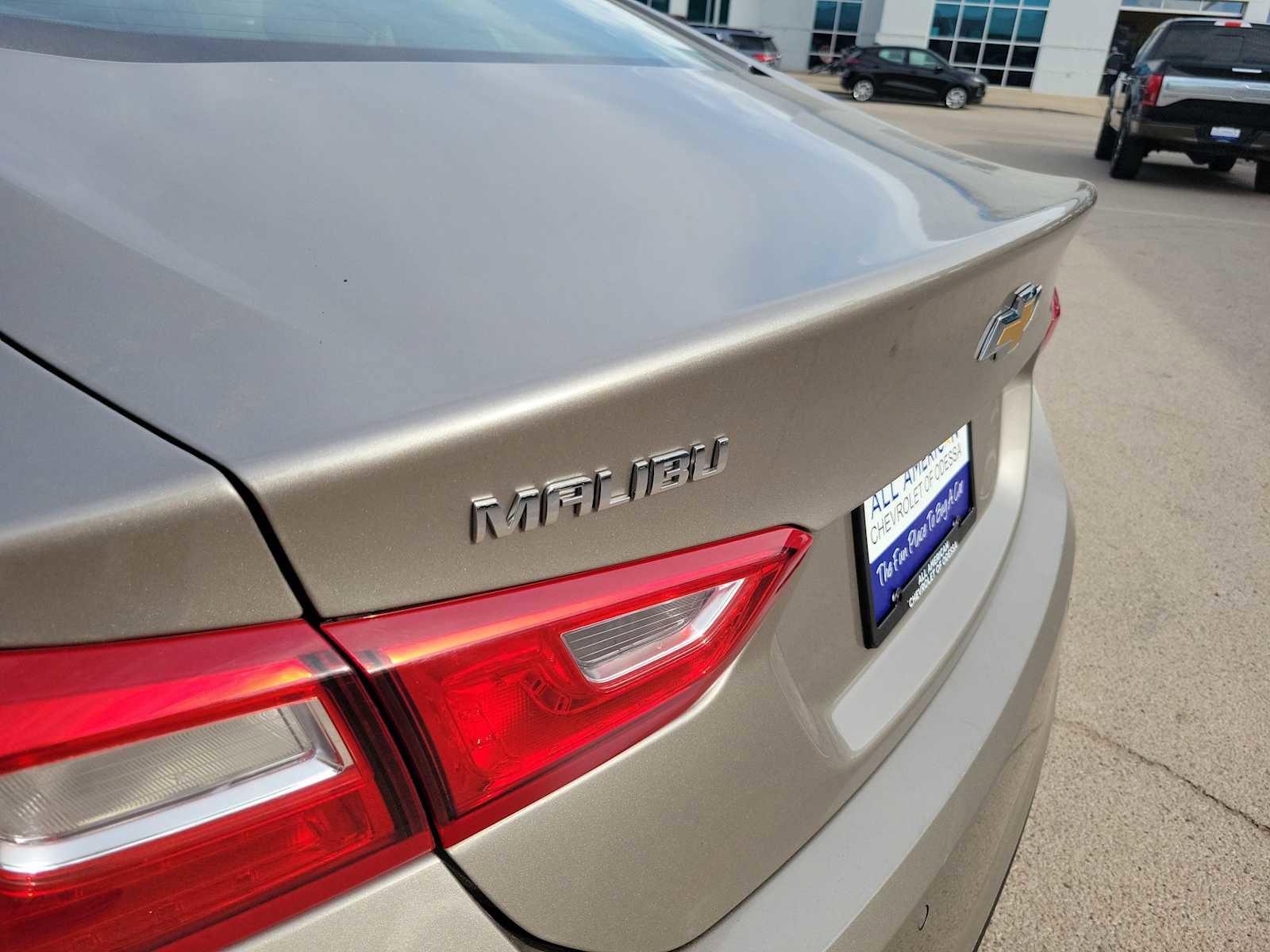 Used 2024 Chevrolet Malibu LT FWD image 11