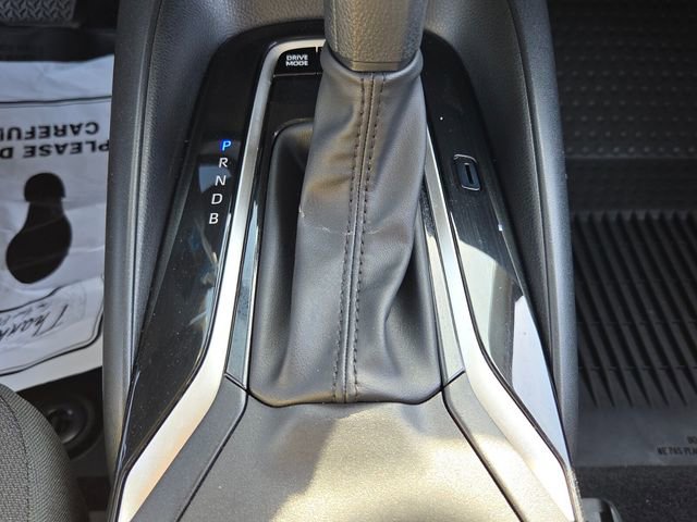 Used 2024 Toyota Corolla LE image 18