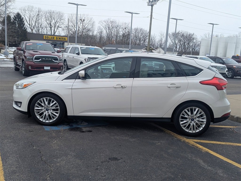 Used 2017 Ford Focus Titanium image 6