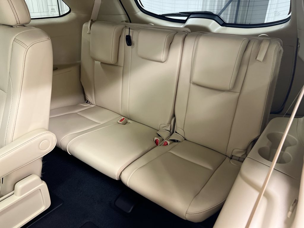 Used 2019 Toyota Highlander AWD Hybrid image 25