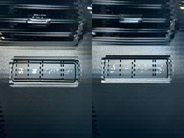 New 2025 Nissan Altima 2.5 SL image 31