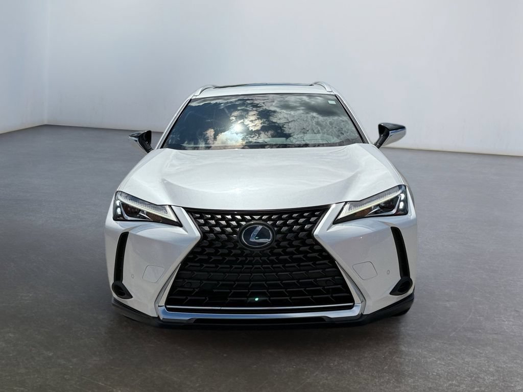 Used 2021 Lexus UX 250h w/ Accessory Package (Z2) AWD/4WD image 8