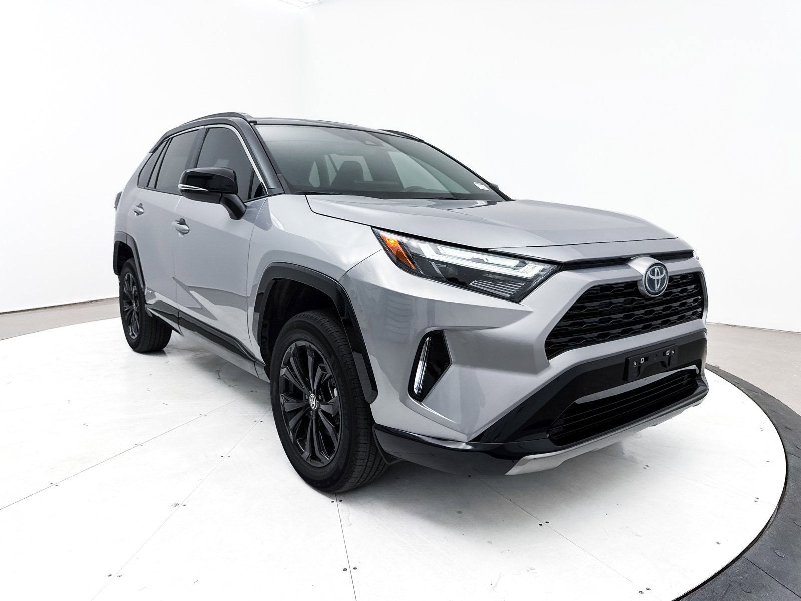 Used 2023 Toyota RAV4 XSE image 13