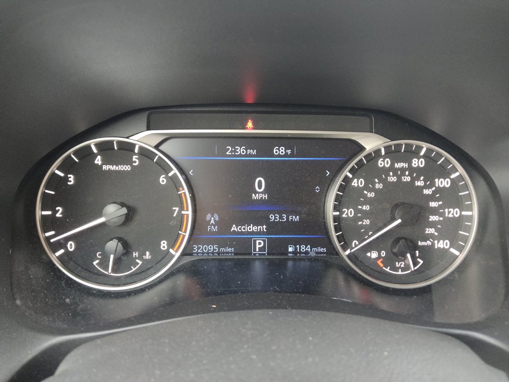 Used 2025 Nissan Altima 2.5 SV FWD image 23