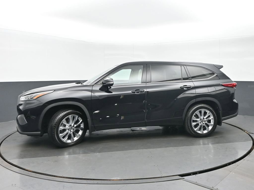 Used 2022 Toyota Highlander Limited AWD/4WD image 6