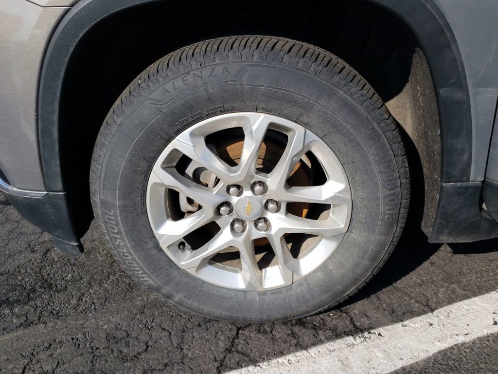 Used 2019 Chevrolet Traverse LT image 23