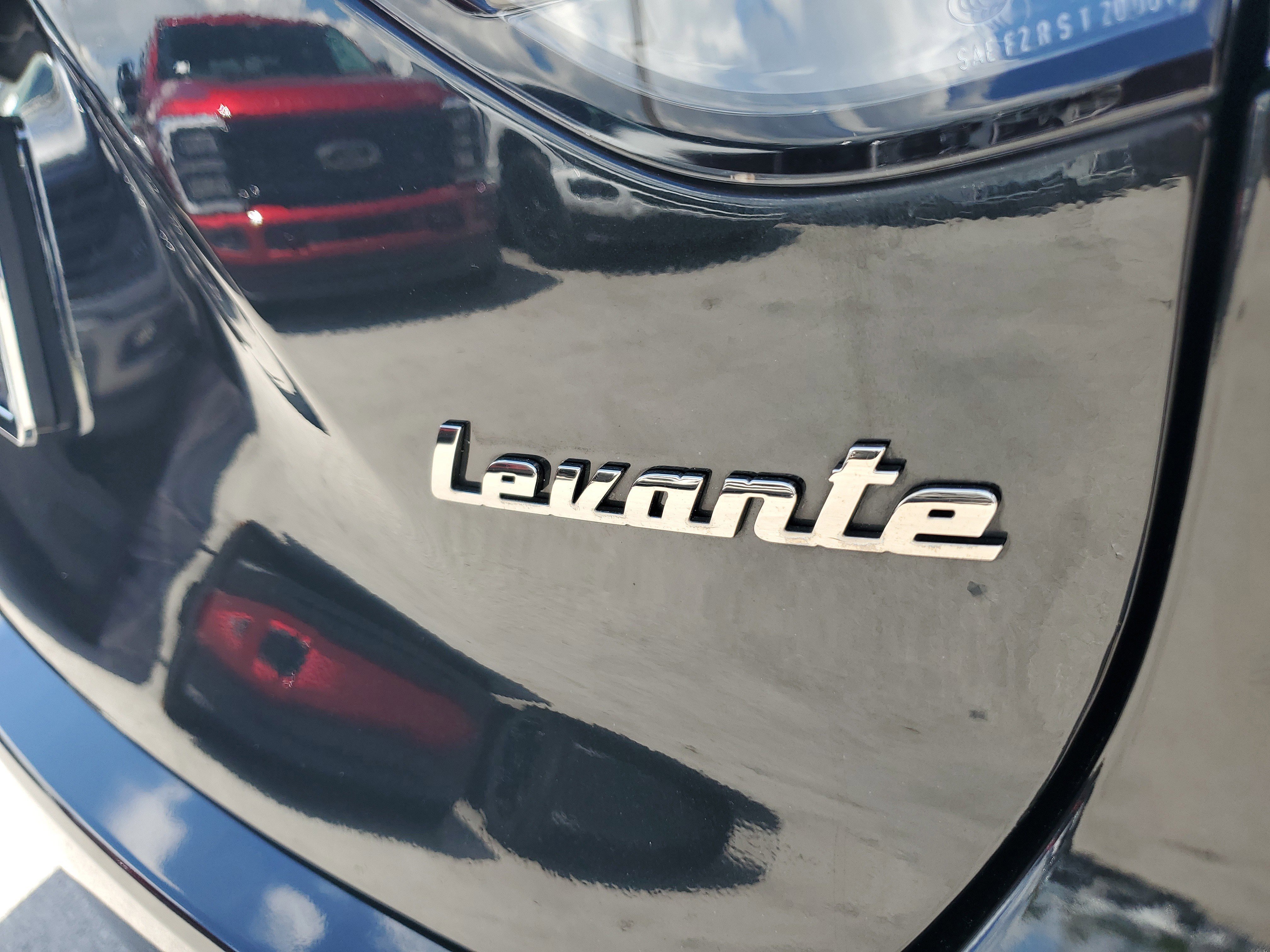 Used 2023 Maserati Levante Modena S image 10