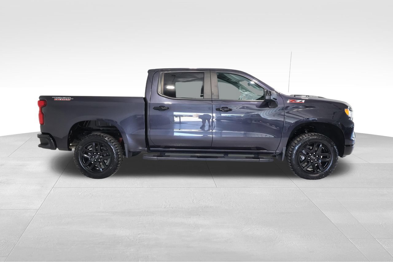 Certified 2023 Chevrolet Silverado 1500 LT Trail Boss w/ LPO, Dark Essentials Package AWD/4WD image 5