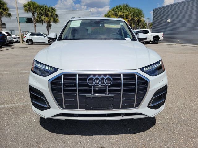Used 2021 Audi Q5 Prestige w/ Prestige Package image 3
