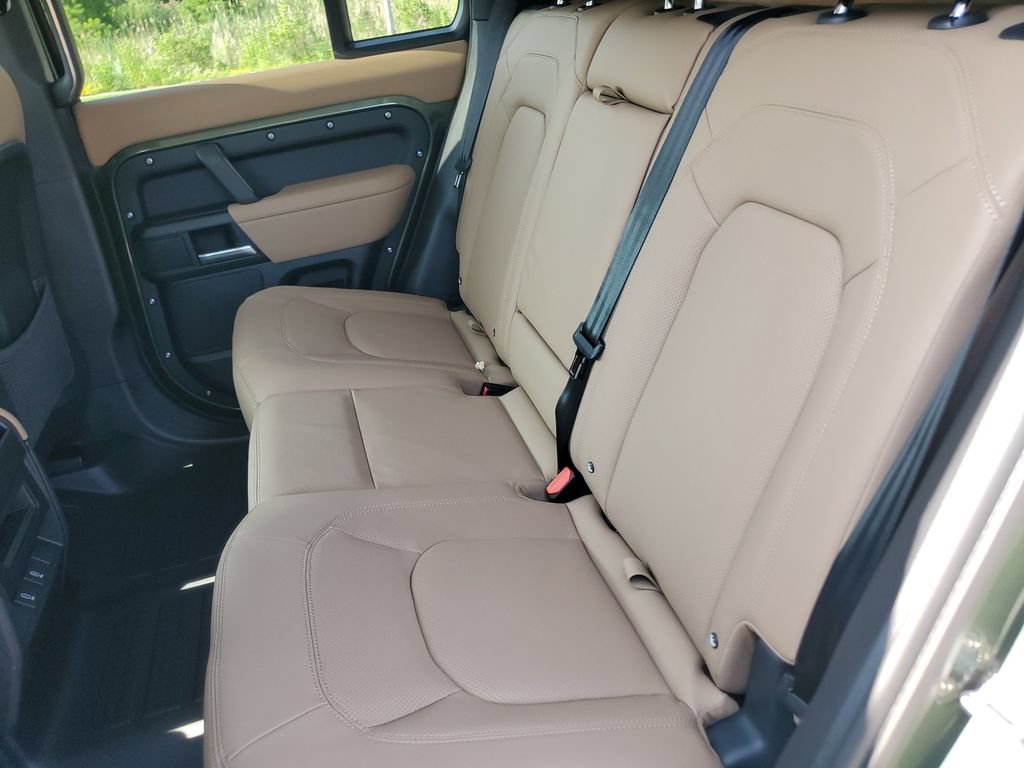 New 2026 Land Rover Defender 110 S AWD/4WD image 30