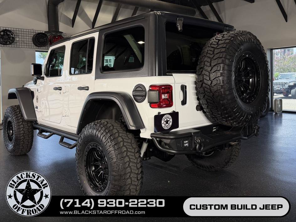 Used 2024 Jeep Wrangler Unlimited Rubicon 4xe AWD/4WD image 11