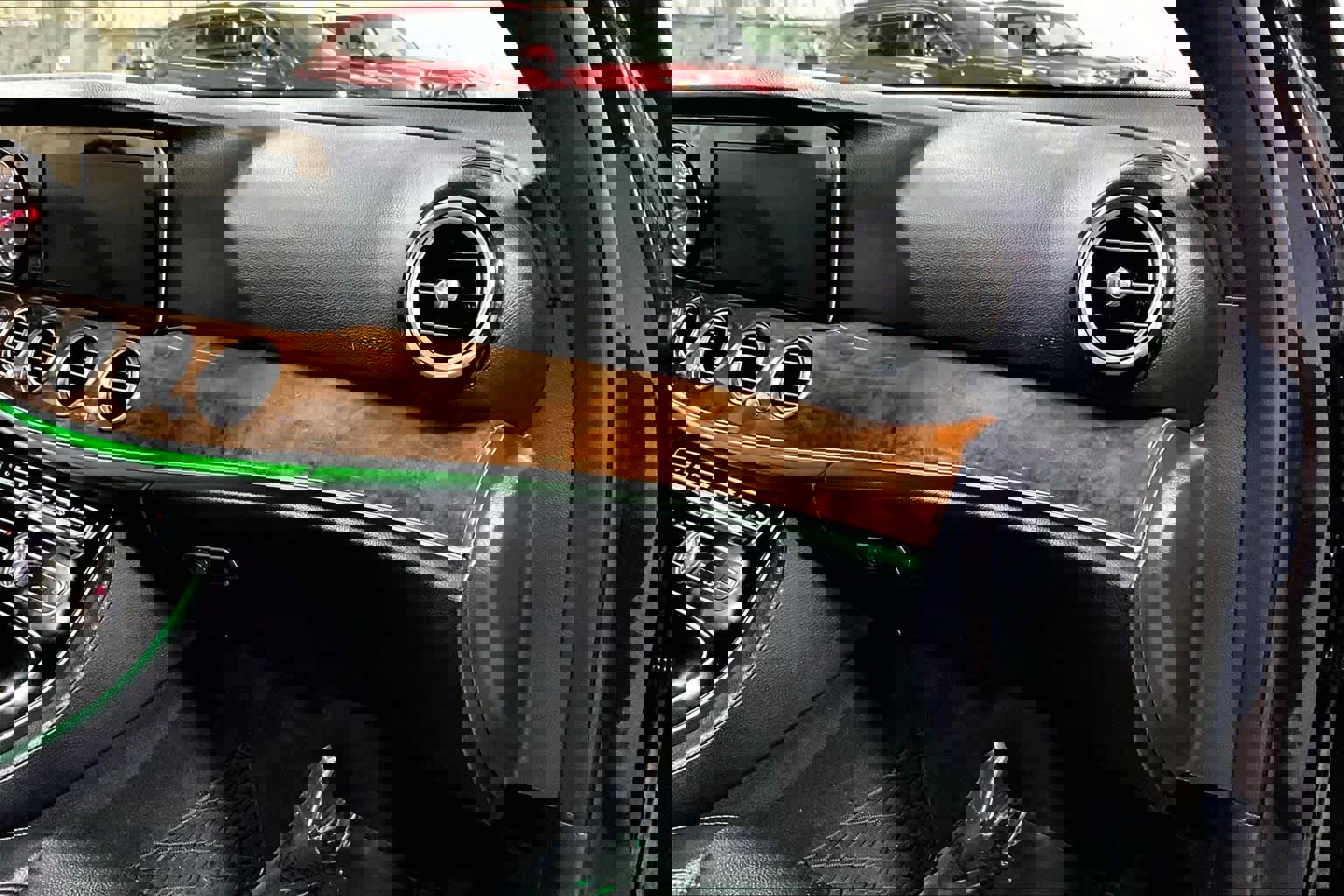 Used 2017 Mercedes-Benz E 300 4MATIC image 18