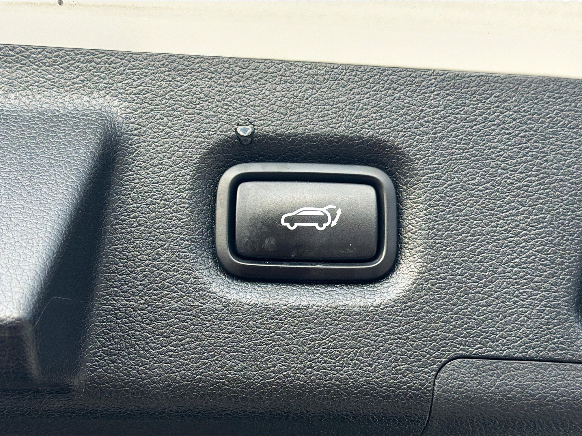 Used 2019 Hyundai Santa Fe FWD image 15