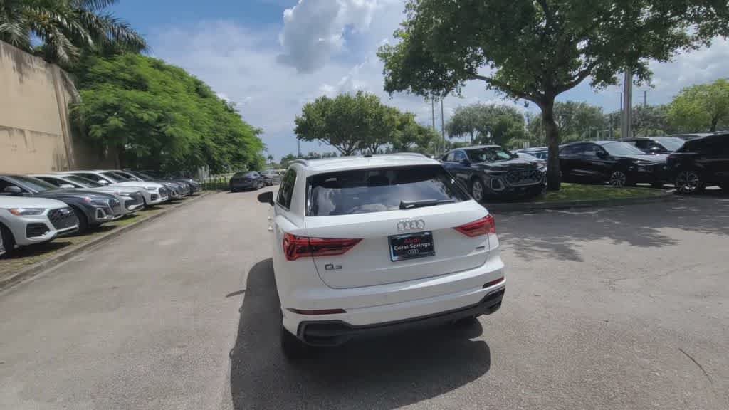 Used 2025 Audi Q3 2.0T Premium AWD/4WD image 7